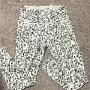 Adorable Calia beige and oBlack Polka Dot Leggings